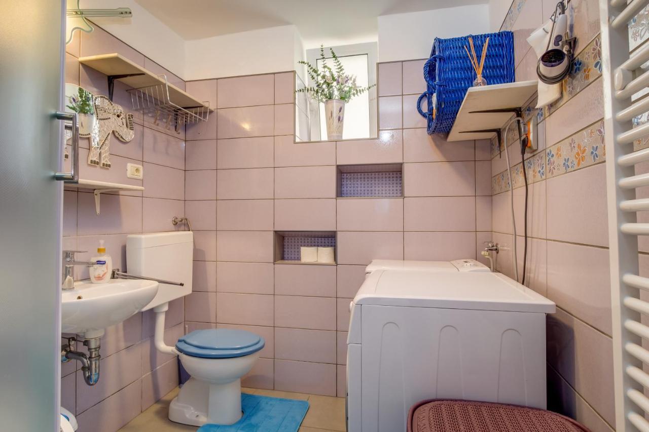 Apartments Kastel Вели-Лошинь Экстерьер фото