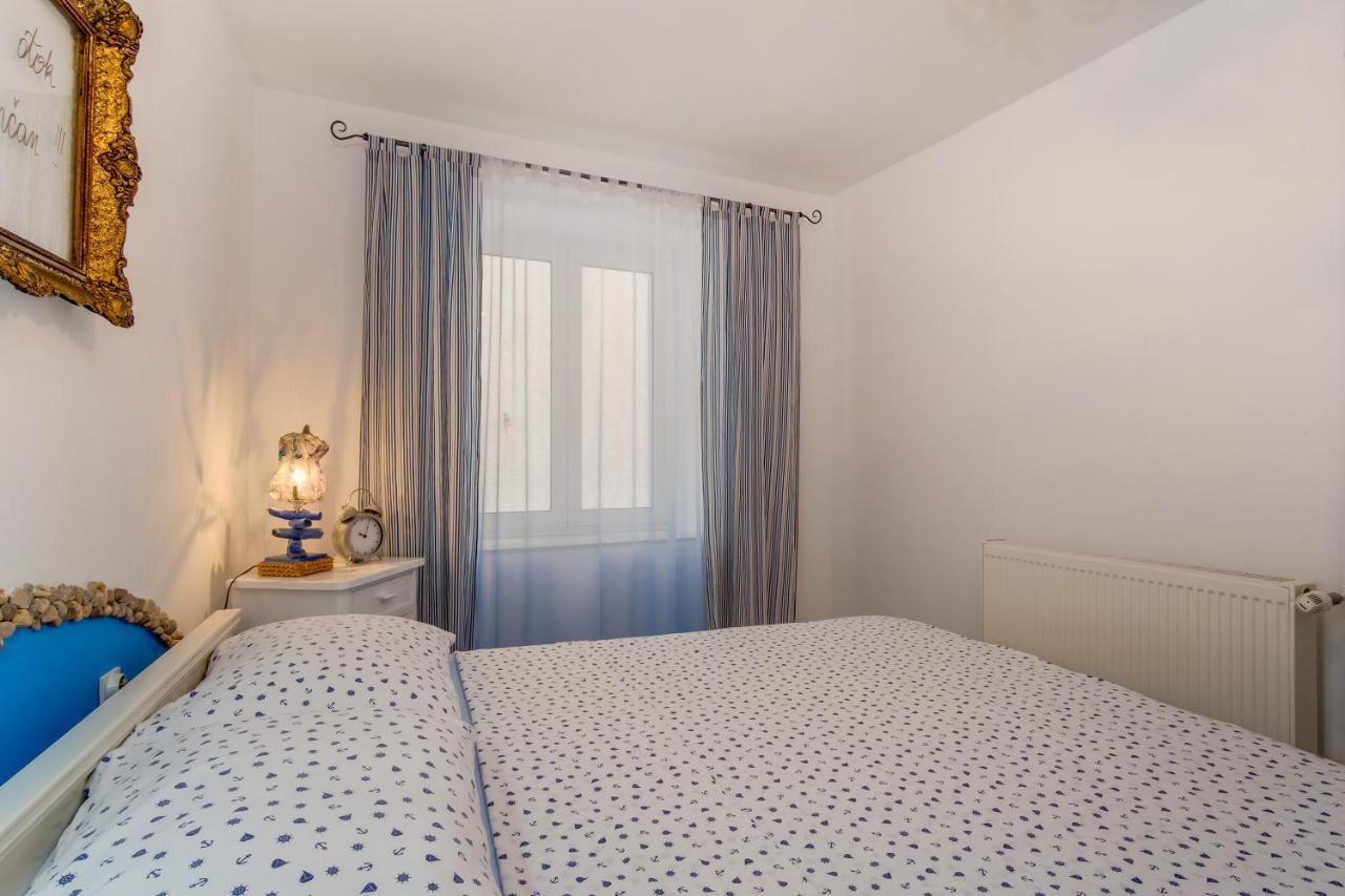 Apartments Kastel Вели-Лошинь Экстерьер фото
