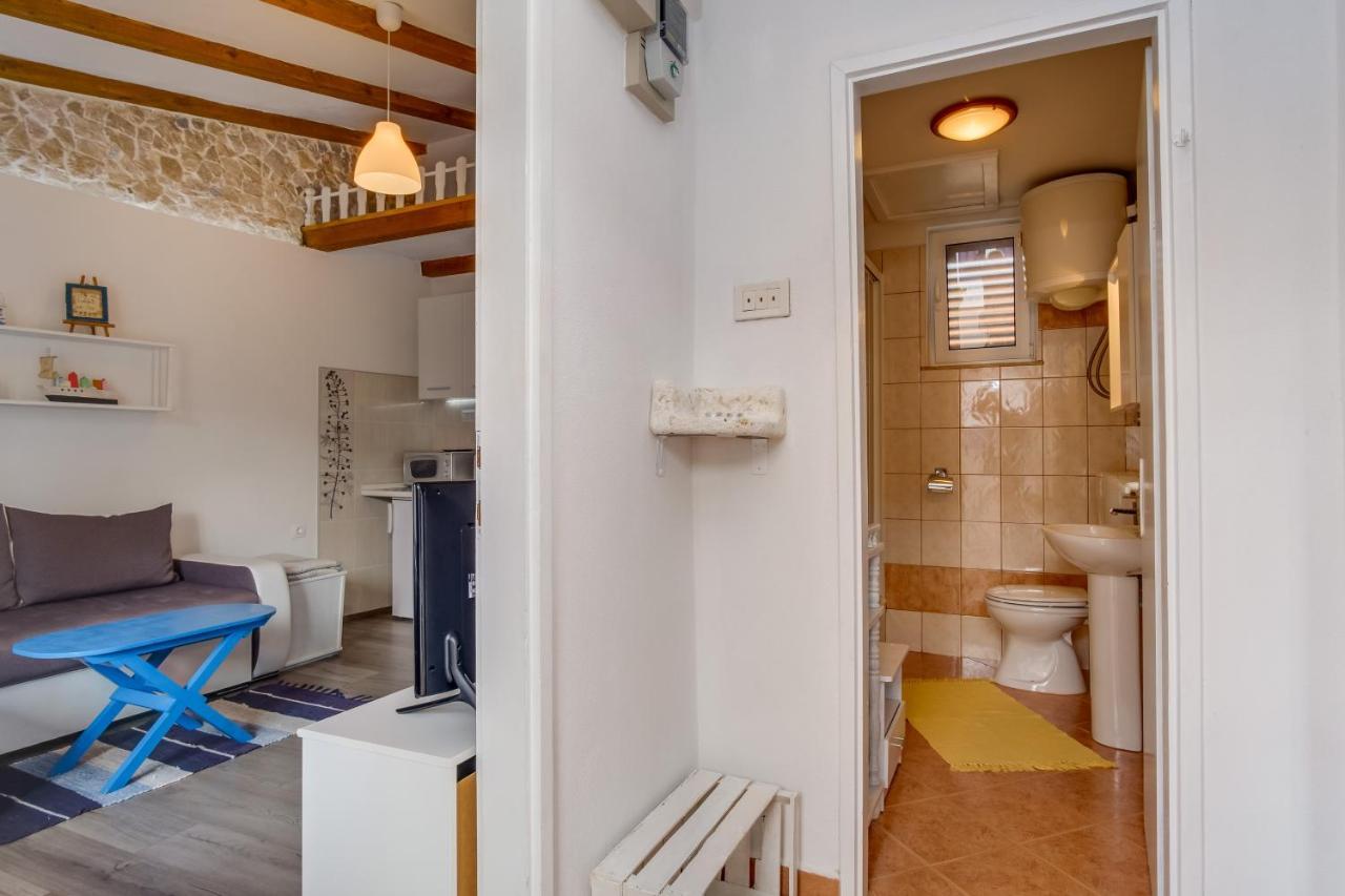Apartments Kastel Вели-Лошинь Экстерьер фото